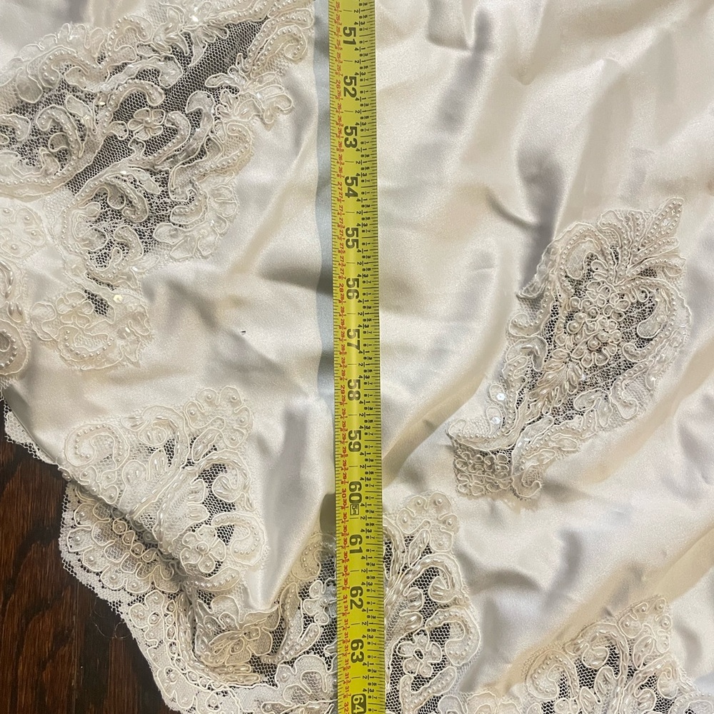 Ivory Lace Appliqué Satin Wedding Gown - Picture 14 of 16